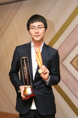 박정환, 10개월 연속 1위 지켜